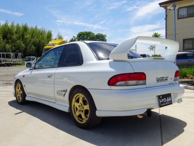 [2101180]インプレッサ GC8 WRX STI typeR ver.6 | トラスト企画