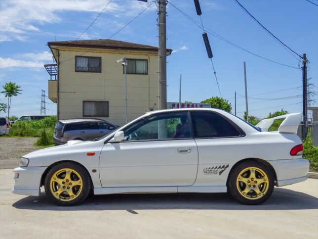 [2101180]インプレッサ GC8 WRX STI typeR ver.6 | トラスト企画